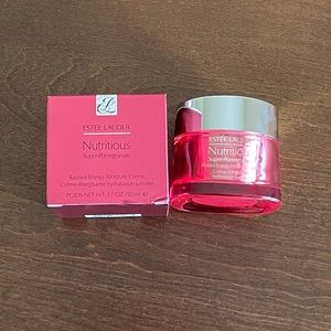Estée Lauder Radiant EnergyMoisturizer